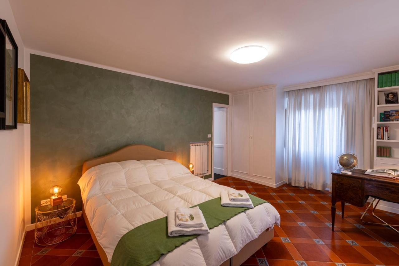 רומא Parlamento Luxury Apartment מראה חיצוני תמונה