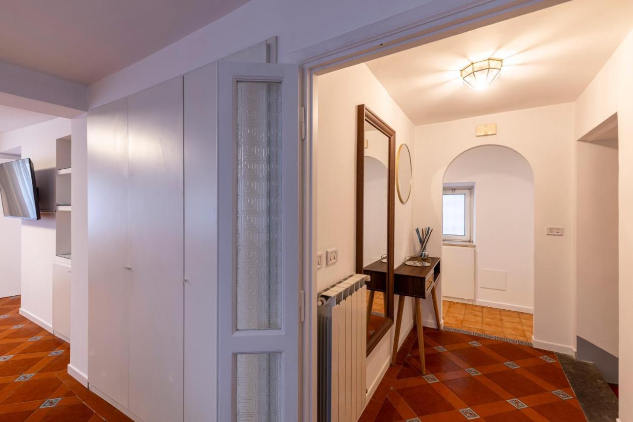 רומא Parlamento Luxury Apartment מראה חיצוני תמונה