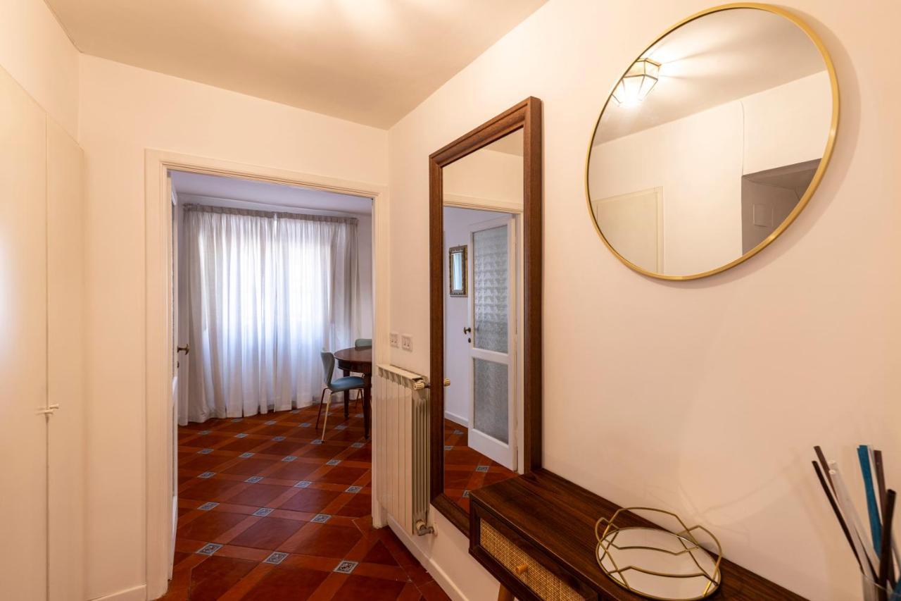 רומא Parlamento Luxury Apartment מראה חיצוני תמונה